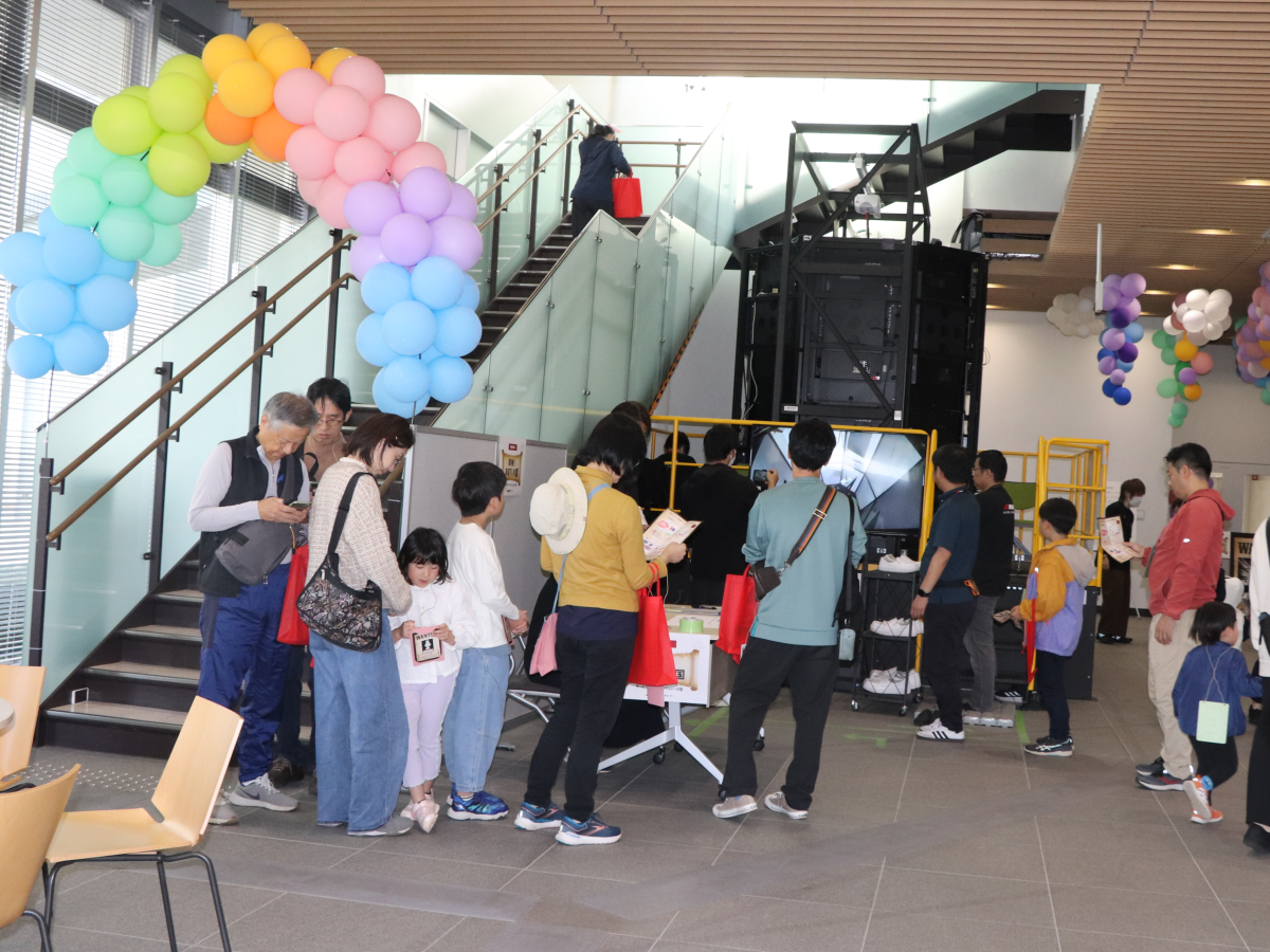 SFS体験を待つ列