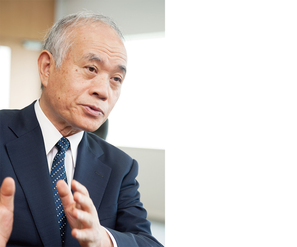 中鉢理事長の写真