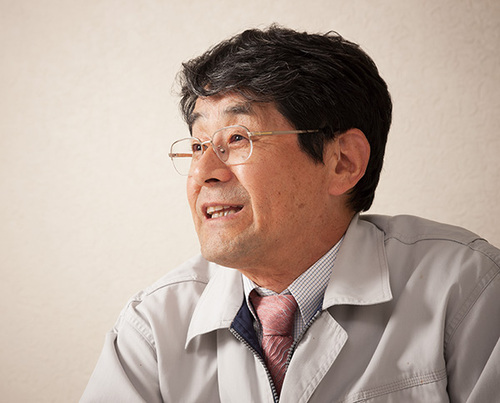 藤森 直治代表取締役社長