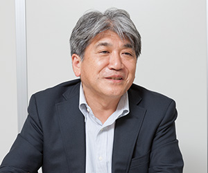 近江谷 克裕研究部門長の写真