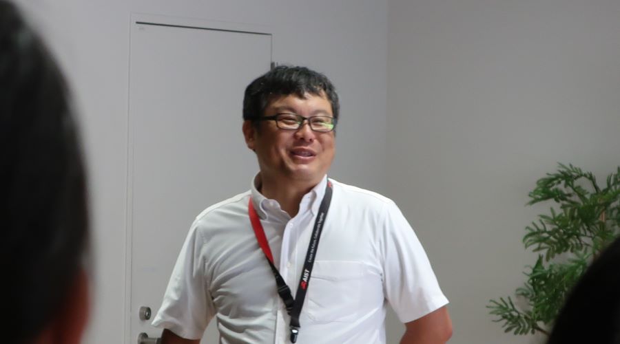 高崎商科大学附属高校アイストキューブ見学対応の様子