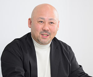 佐久間 智久常務取締役の写真