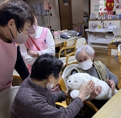 介護施設でのパロ